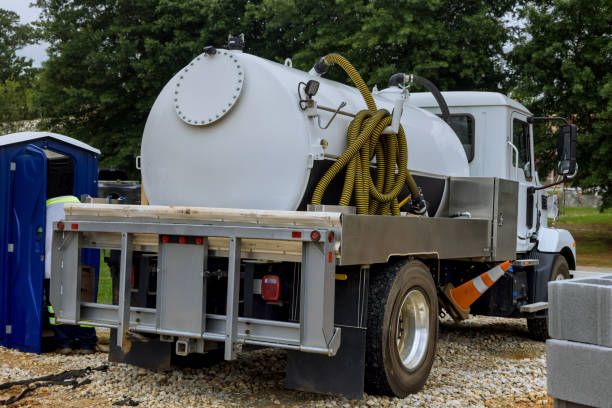 Best Luxury portable toilet rental  in Keuka Park, NY